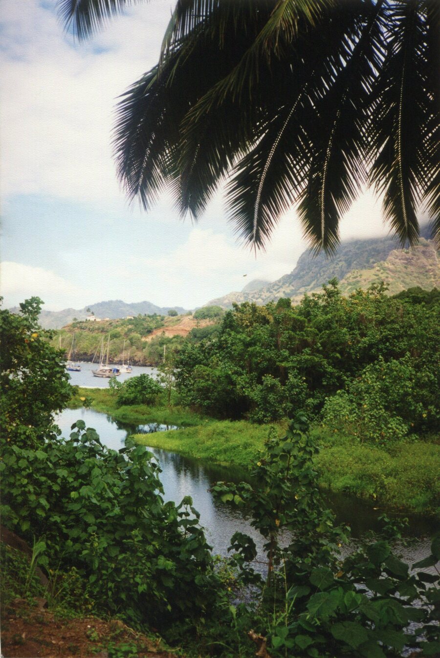 Mouillage à Hiva Hoa Marquises